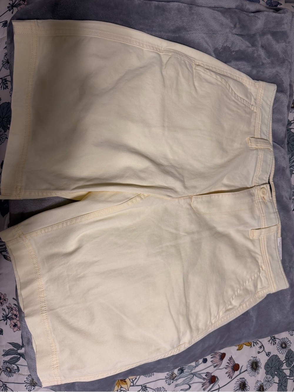 St. John's Bay Cream Men's Cargo Shorts
